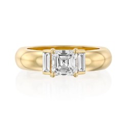 Natural Diamonds Ring